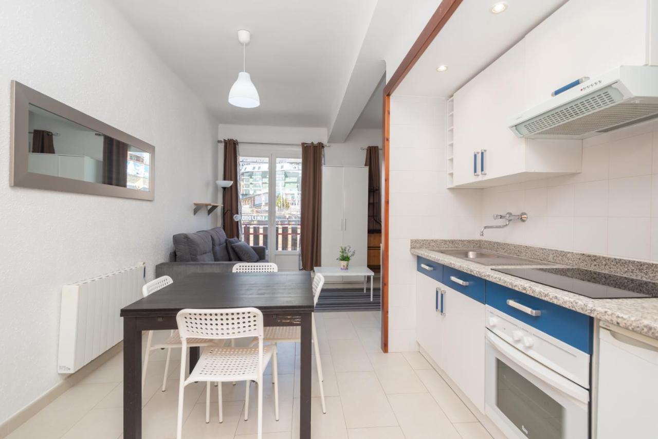 Apartamentos Pie De Pistas Mikka 3000 Pas De La Casa Exterior foto